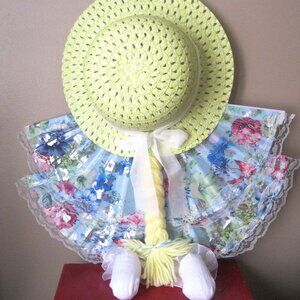 Home Made Country Girl Door Hanger/Wall Decor